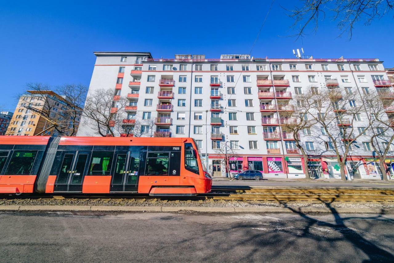 Modry Apartman, Racianska 29, Братислава Экстерьер фото